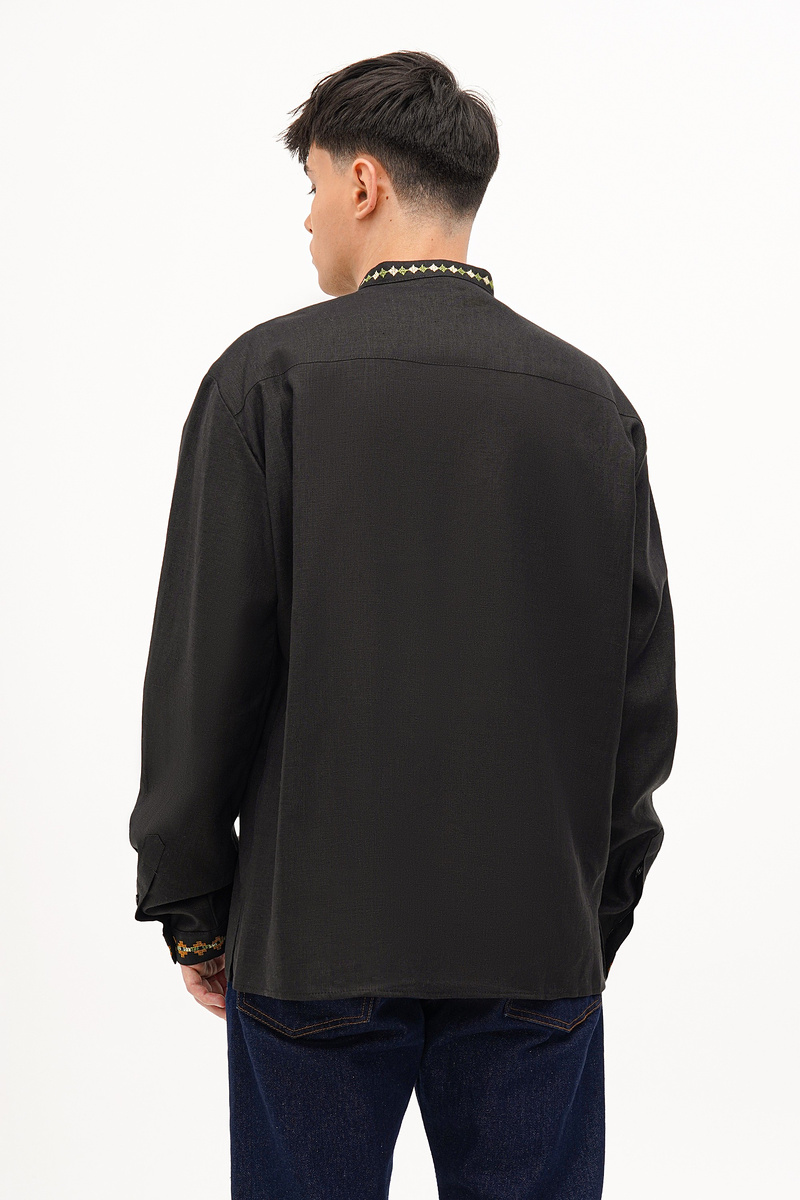 Black men's embroidered shirt Yarema